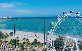 Pajuçara Front Beach